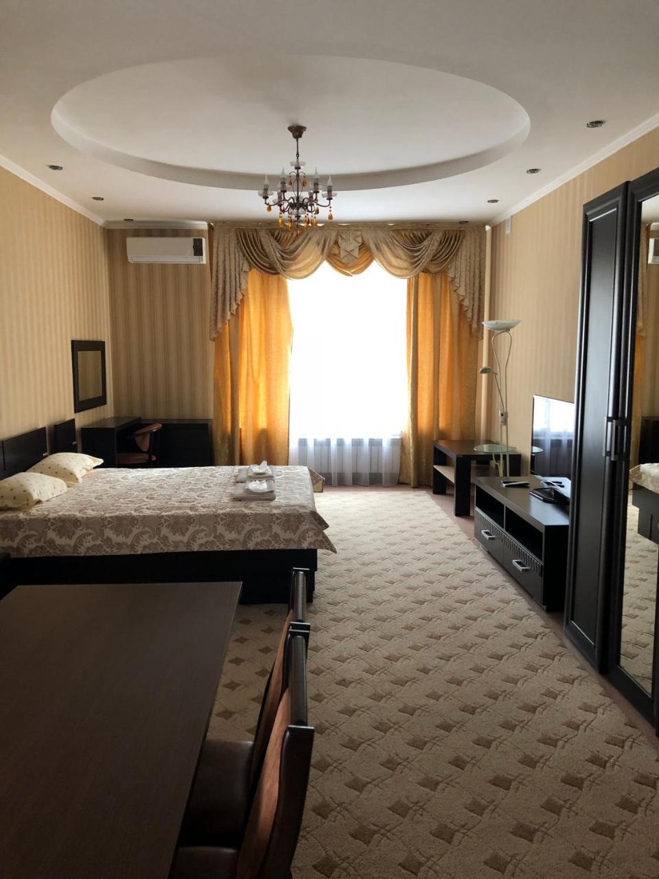 Mirage Hotel Qostanay Esterno foto