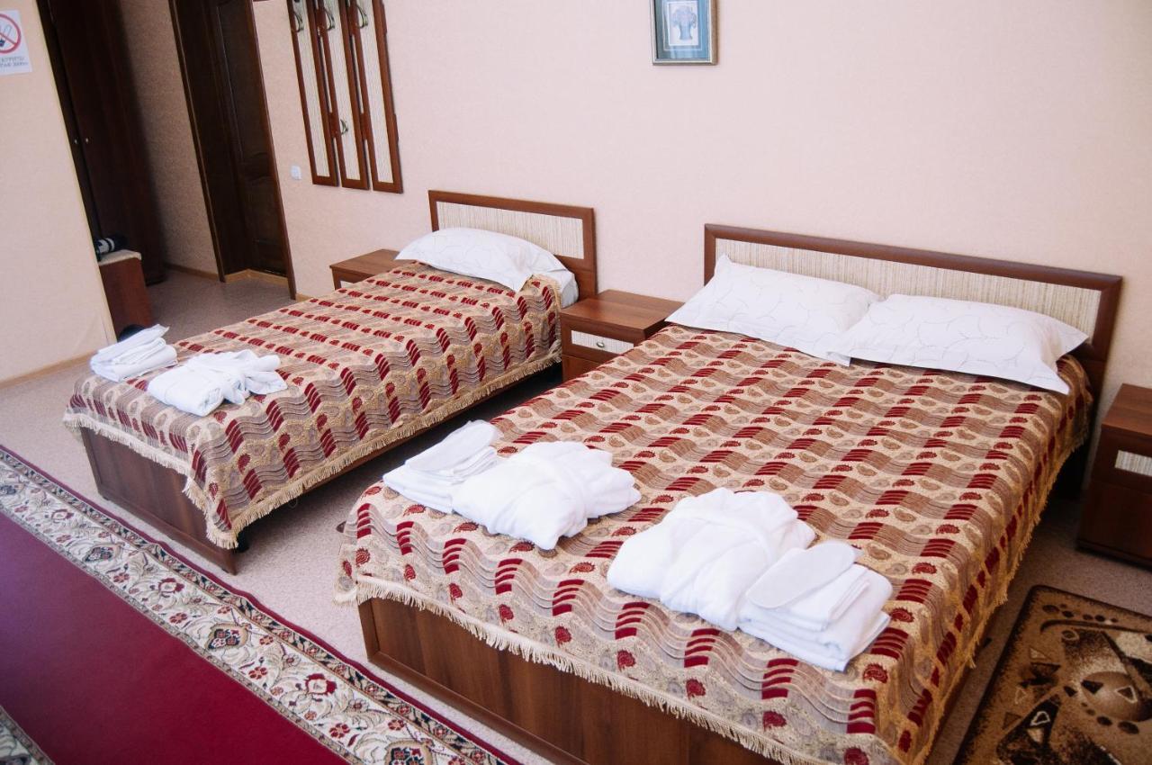 Mirage Hotel Qostanay Esterno foto